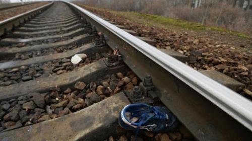 У Васильківському районі на залізничних коліях загинула жінка