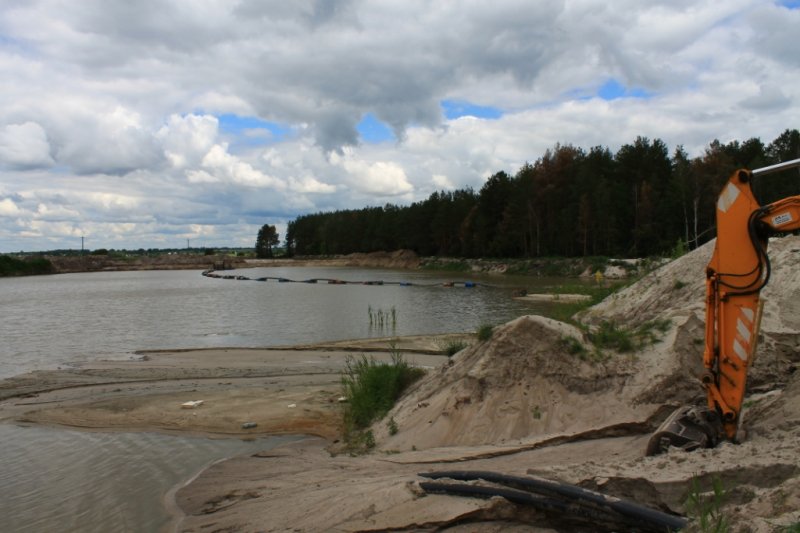 У Васильківському районі задокументовано факт незаконного видобутку піску