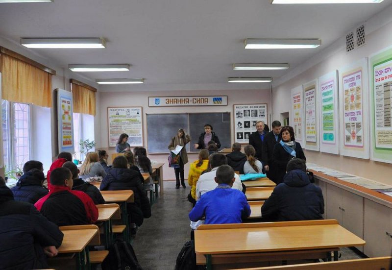 Вирішення питання продовження навчального процесу учнів 5-11 класів Васильківської ЗОШ №6