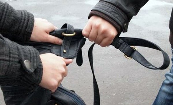 В Васильківському районі затримано грабіжника