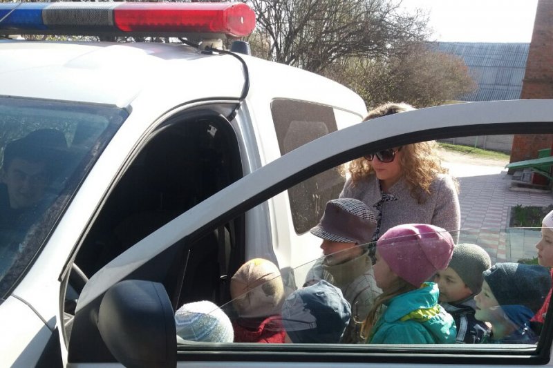 Поліцейські зустрілись з дітками у садочку  