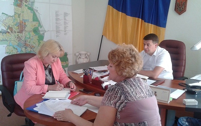 ЗАСІДАННЯ КОМІСІЇ З ПИТАНЬ ПРИЗНАЧЕННЯ (ВІДНОВЛЕННЯ) СОЦІАЛЬНИХ ВИПЛАТ ВНУТРІШНЬО ПЕРЕМІЩЕНИМ ОСОБАМ