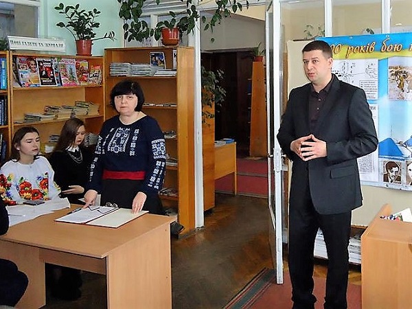 100-РІЧЧЮ БОЯМ ПІД КРУТАМИ ПРИСВЯЧУЄТЬСЯ…