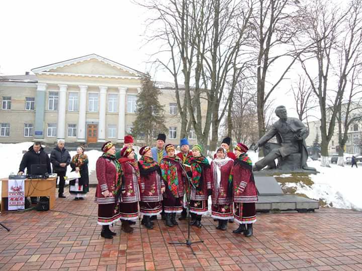 У Василькові пройшов літературно-пісенний вернісаж "Шевченка слово лине крізь віки"