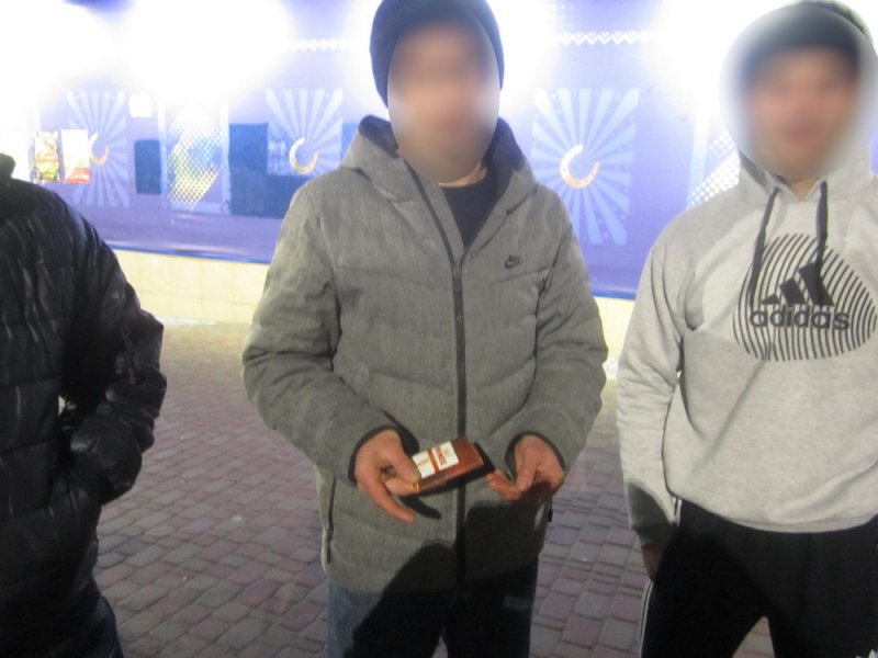 За добу працівники сектору реагування патрульної поліції задокументували 5 фактів незаконного обігу наркотичних речовин.