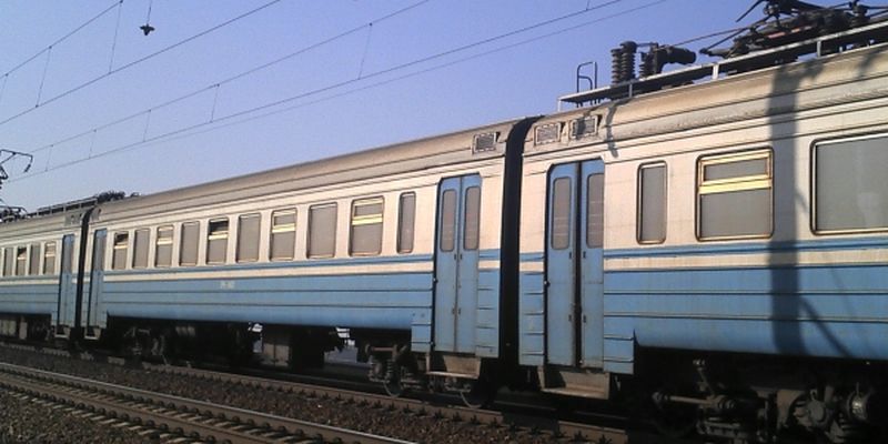 У Васильківському районі невідомий чоловік потрапив під потяг