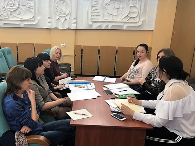 СЕМІНАР-НАРАДА ПРАЦІВНИКІВ ЦНАПУ ТА ВІДДІЛУ З ПИТАНЬ РЕГУЛЮВАННЯ ЗЕМЕЛЬНИХ ВІДНОСИН
