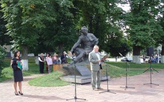 УРОЧИСТОСТІ ДО ДНЯ КОНСТИТУЦІЇ УКРАЇНИ