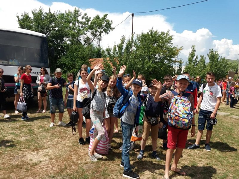 Відпочинок васильківських школярів на морі