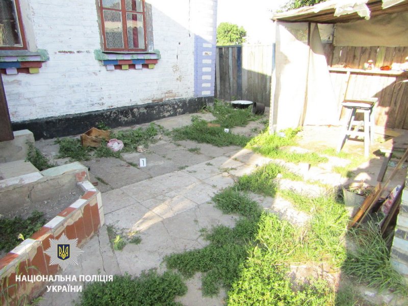 На Васильківщині під впливом спиртних напоїв 33-річний чоловік позбавив життя свого сусіда.