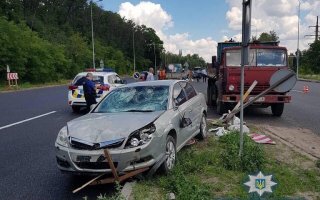 Трагічна ДТП: загинув працівник дорожньої служби, ще 4 у лікарні