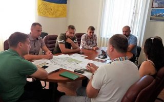РОБОЧА НАРАДА З ВИКОНАВЦЯМИ РОБІТ СКВЕРУ ВОЇНАМ – ІНТЕРНАЦІОНАЛІСТАМ