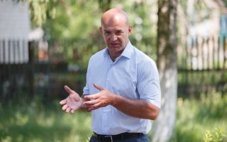 Кононенко закликав політиків Васильківщини не псувати дітям перший дзвоник самопіаром
