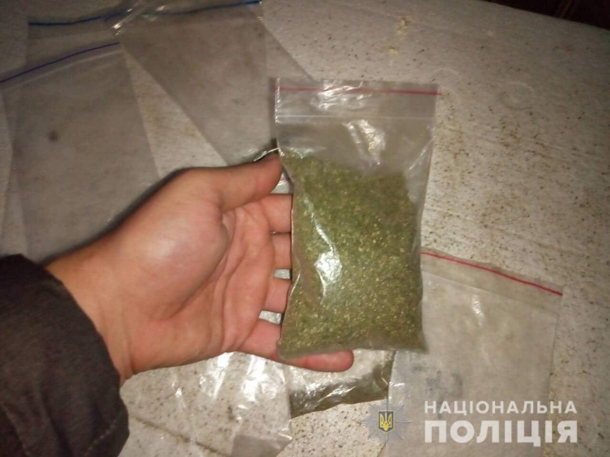 На Васильківщині допоміг знайти наркотики чотирилапий «коп»