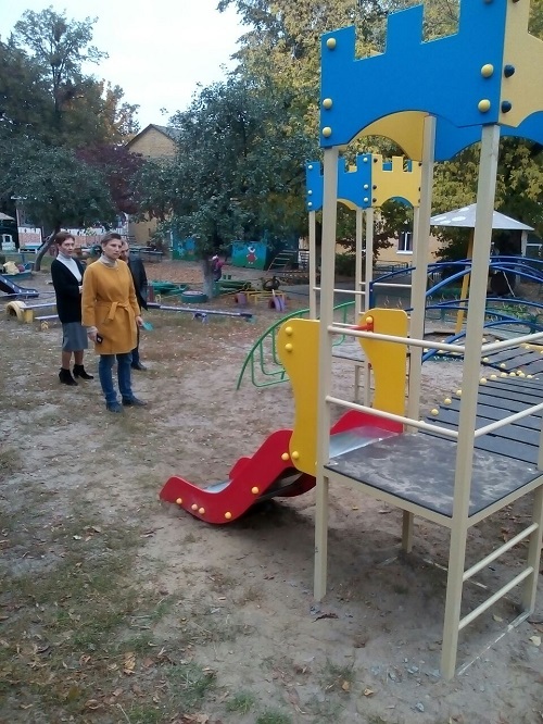 ПЕРЕВІРКА СТАНУ ЗМОНТОВАНИХ ДИТЯЧИХ МАЙДАНЧИКІВ