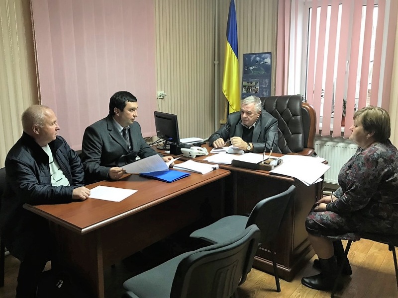 НАРАДА З КЕРІВНИЦТВОМ ОБ’ЄДНАННЯ СПІВВЛАСНИКІВ БАГАТОКВАРТИРНОГО БУДИНКУ “БЛАГОДАТЬ”