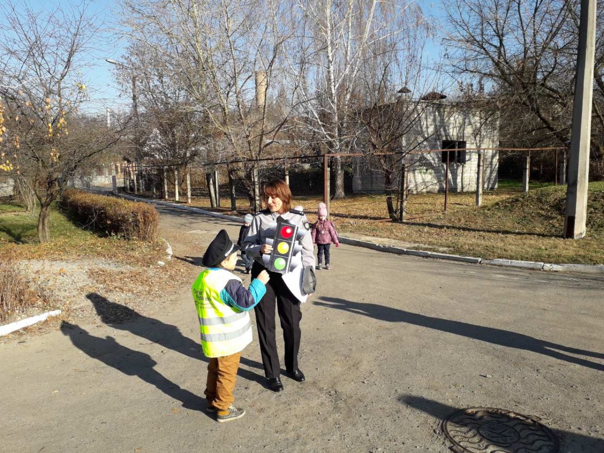Васильківські правоохоронці навчили малечу дорожній грамоті