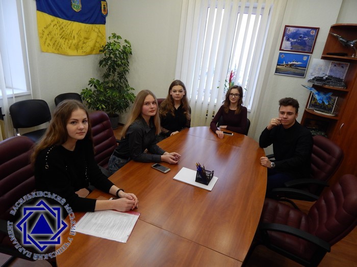 Лідери Учнівського парламенту у виконкомі Васильківської міської ради
