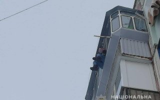 В смт. Калинівка поліцейські врятували жінку
