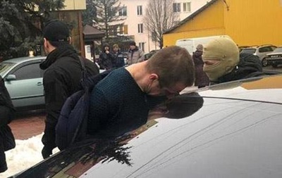 Заместителя начальника Васильковского Госгеокадастра задержали на взятке