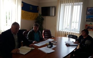 НАРАДА ЩОДО ВВЕДЕННЯ В ДІЮ ЗАКОНУ УКРАЇНИ «ПРО ЖИТЛОВО-КОМУНАЛЬНІ ПОСЛУГИ»