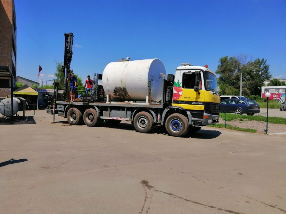 У Василькові демонтували чергову нелегальну АЗС