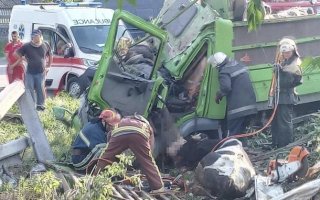 ДТП в Василькове.  Разбился грузовик с коровами
