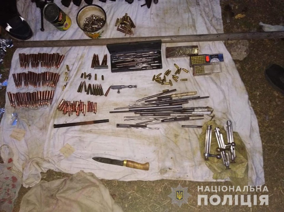 У жителя Васильківщини поліція виявила незаконну зброю