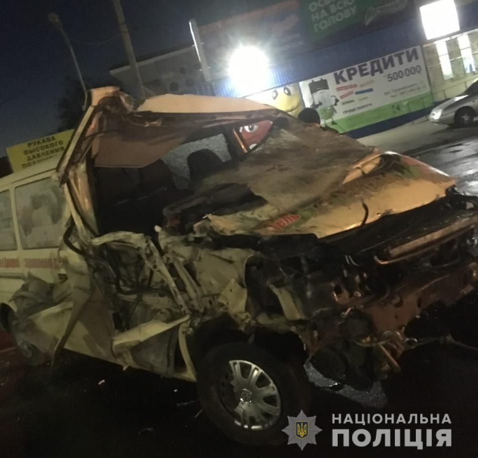 ДТП у Василькові за участі трактора і мінівена