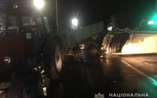 ДТП у Василькові за участі трактора і мінівена
