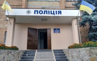 В отделении полиции Василькова от удара топором умерла задержанная