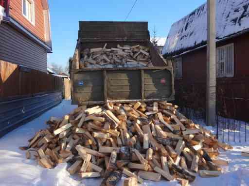 ДРОВА ДУБОВЫЕ С ДОСТАВКОЙ