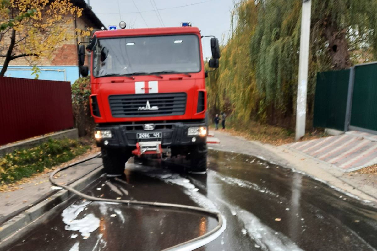 В Василькові ліквідували пожежу автомобіля ВАЗ 2107