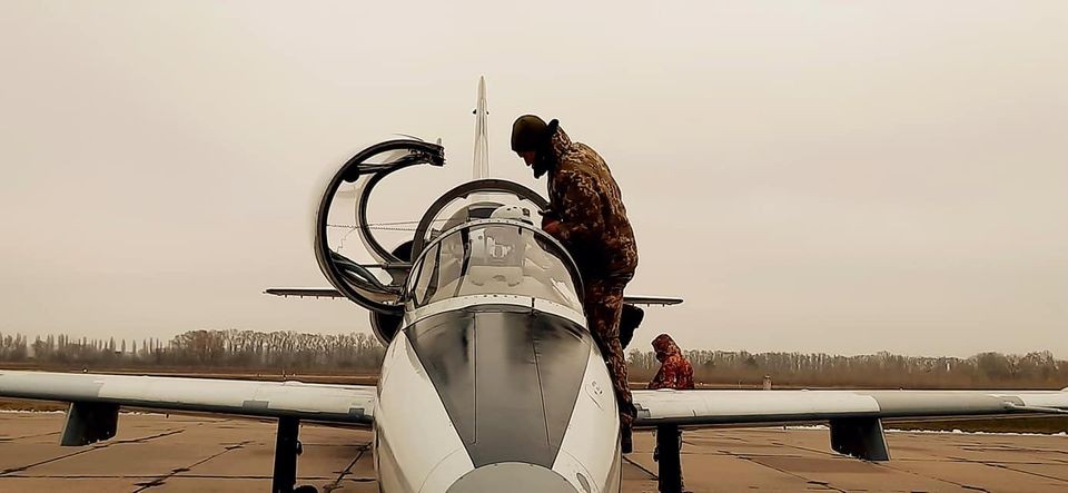 У Василькові авіатори  провели льотну зміну в складних метеоумовах