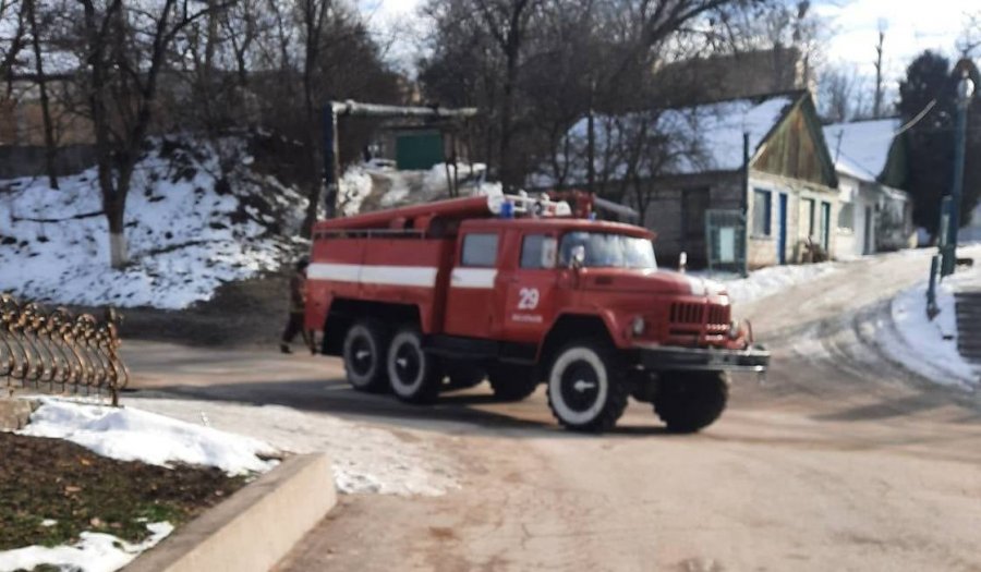 Васильківські пожежники врятували жінку під час пожежі