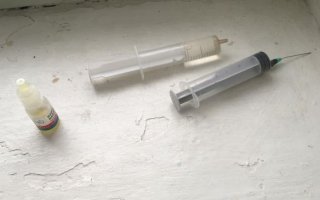 Поліцейські вилучили наркотики в двох мешканців Василькова