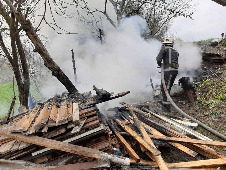 Пожежа в садовому таваристві Урожай