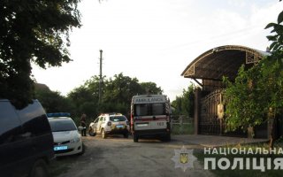 У Василькові жінка підрізала чоловіка через неправильно припаркований автомобіль