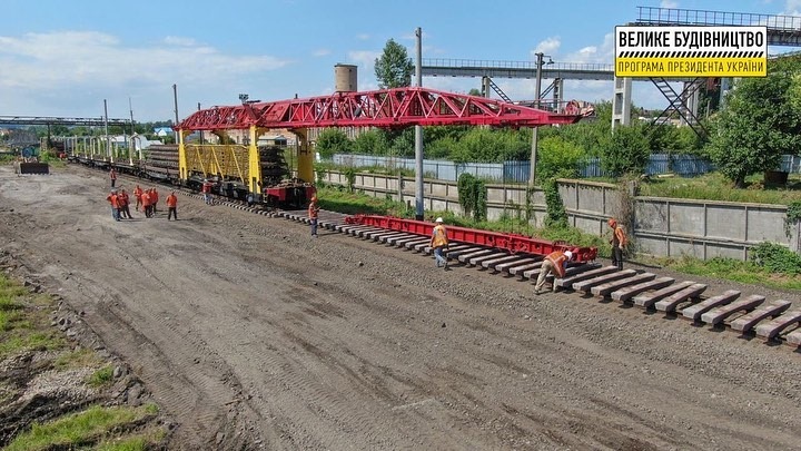 В місті Васильків будують колії для електричок на Київ