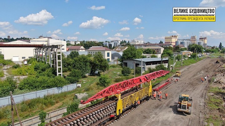 В місті Васильків будують колії для електричок на Київ