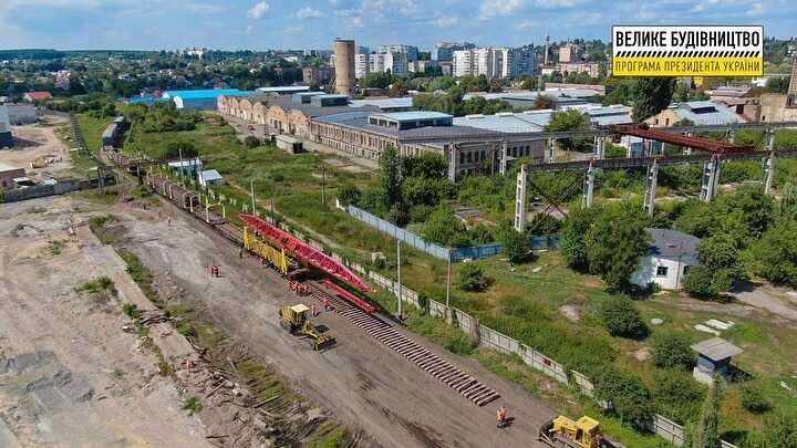 В місті Васильків будують колії для електричок на Київ