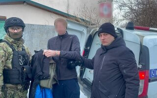 На Васильківщині затримали юриста який вкрав 110 тисяч гривень у сільської ради (Відео)