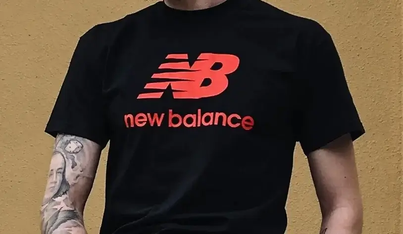 Універсальна футболка New Balance