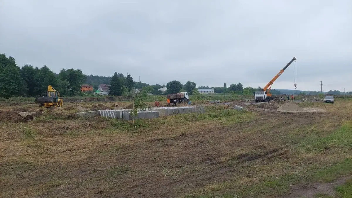 У ВАСИЛЬКОВІ ПОЧАЛИ ЗВОДИТИ МОДУЛЬНЕ МІСТЕЧКО