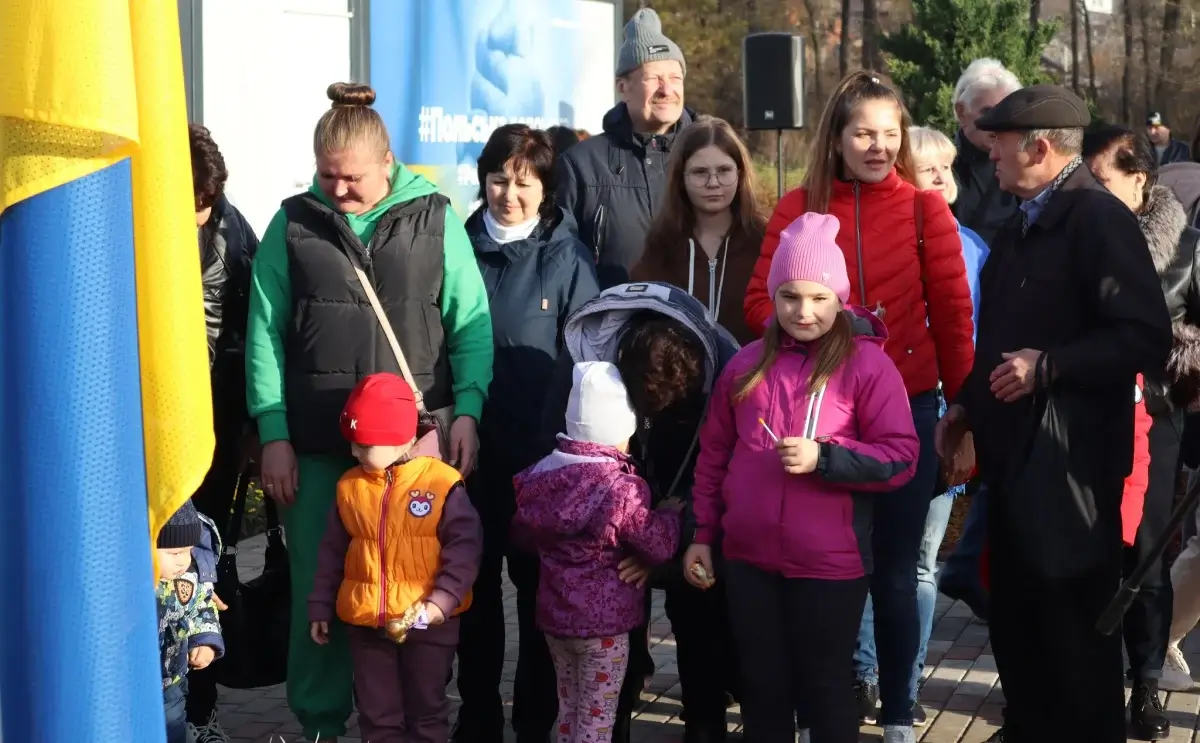 В місті Васильків офіційно відкрили модульне містечко для переселенців