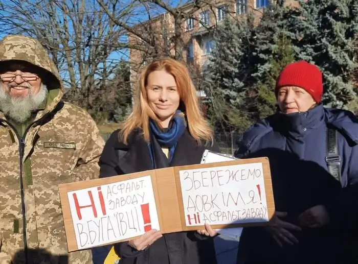 Поруч з “Казковим яром” у Василькові будують асфальтний завод