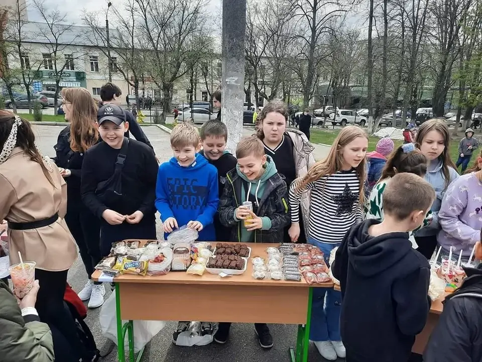 На васильківщині діти донатять на ЗСУ