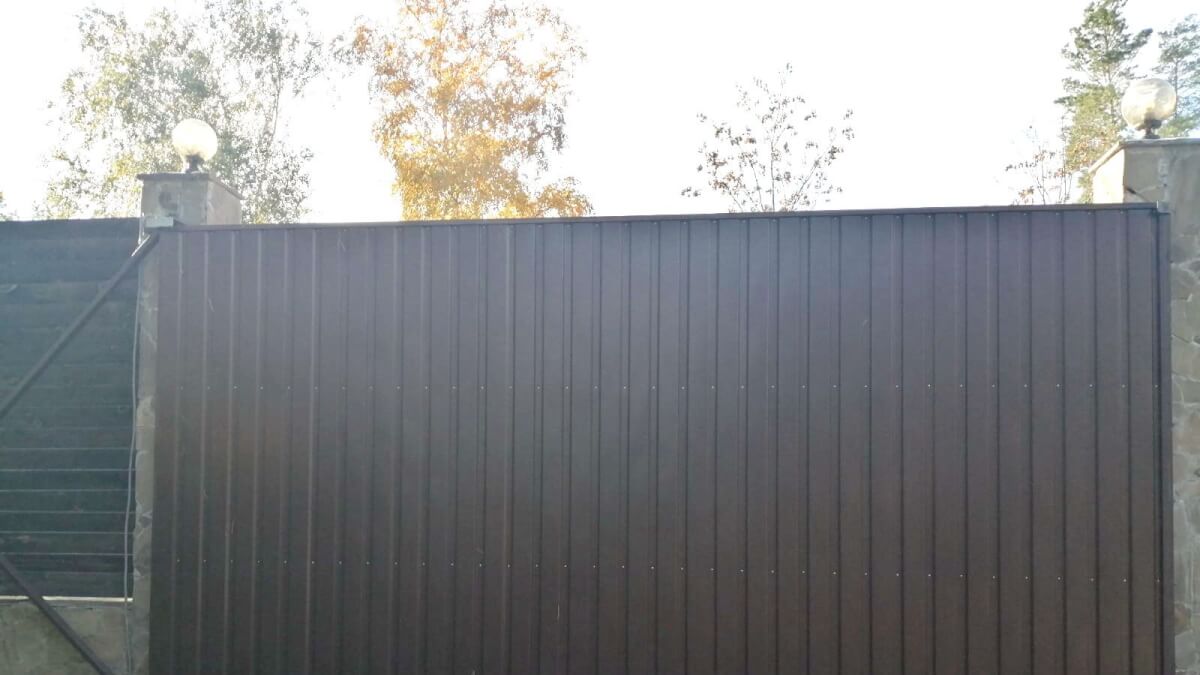 Самостоятельная диагностика и профессиональный ремонт откатных ворот в Киеве. Фурнитура для ворот