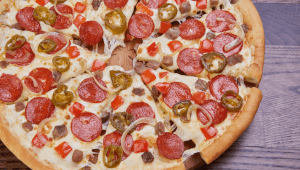 Почему выбирают доставку пиццы от Domino's
