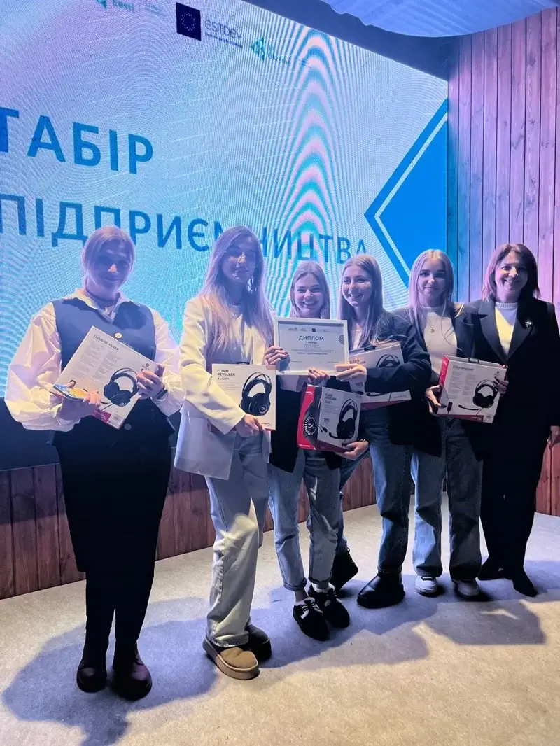 Учні з Василькова посіли друге місце на Таборі підприємництва Junior Achievement Ukraine